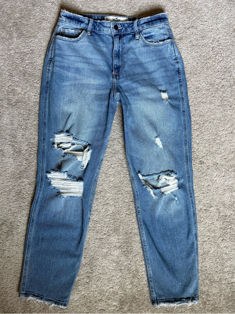Hollister Curvy High-Rise Mom Jean Vintage Stretch Size 7R (28W/27L) Distressed